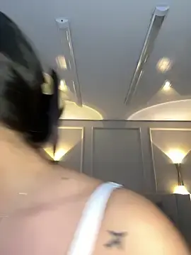 Miss_blue69のStripchatでヌードカメラ