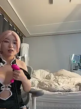 winter11のStripchatで今すぐ視聴可能なセックスカム