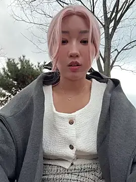 winter11のStripchatで今すぐ視聴可能なセックスカム