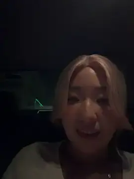 winter11のStripchatでセックスカメラ