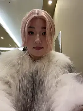 winter11のStripchatでセックスチャット