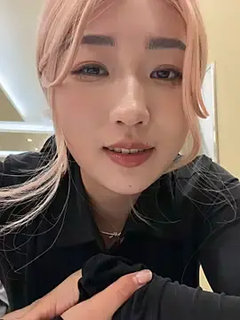 winter11のStripchatでセックスチャット