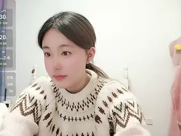 Luna_868のStripchatで人気のアダルト配信