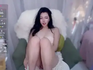 XIAOYI-BBのStripchatで無料ライブポルノ