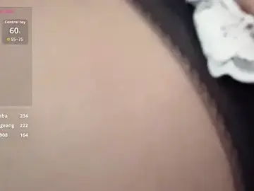 yueyue2003のStripchatで無料ポルノカメラ