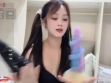 yueyue2003のStripchatでアダルトカメラ配信