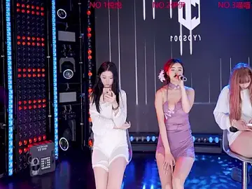 cdyyds003のStripchatで高画質ウェブカメラ