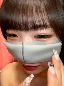 siorin_18のStripchatで無料ライブポルノ