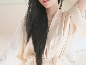 Hi_Feel_MeのStripchatでヌードカメラ