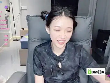 NiNi-baby520のStripchatでライブセックス映像