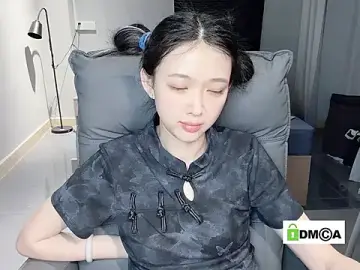 NiNi-baby520のStripchatで無料ライブポルノ