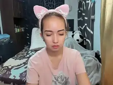 Soft_Angel8のStripchatで無料ポルノカメラ