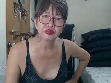 radar777のStripchatで今すぐ視聴可能なセックスカム