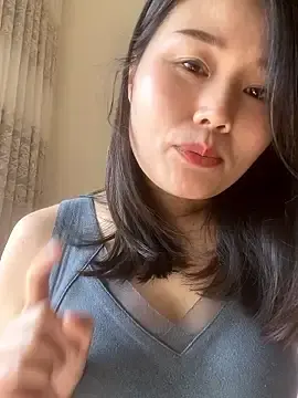 Mier-cnのStripchatでヌードカメラ