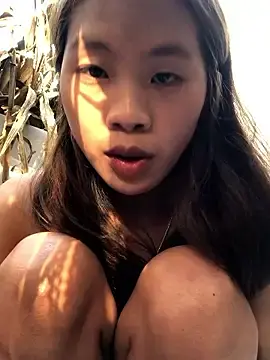 namicuteのStripchatでライブポルノ配信