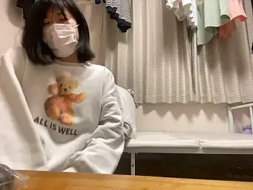 riri_riri_jpのStripchatでライブチャット