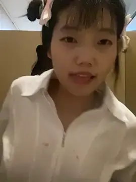 xixi_28のStripchatでセックスチャット