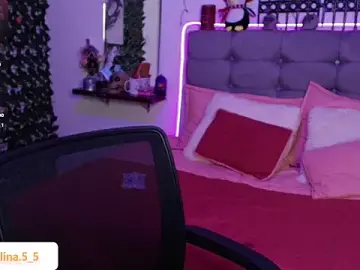 Kata_BigboobsのStripchatでライブチャット