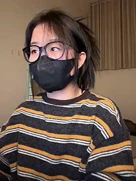 Vn___CUAのStripchatでセックスチャット