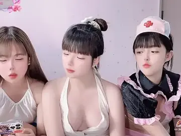 TT-SJM-TTのStripchatで無料ポルノカメラ