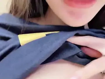 MaiLiiilのStripchatでセックスチャット