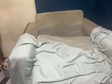 asian-dollのStripchatで無料ライブポルノ