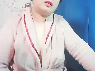 xiaorou-zのStripchatでアダルトカメラ配信