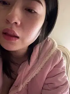 Olivia-lのStripchatで高画質ウェブカメラ