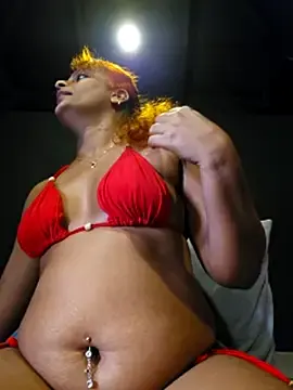 NILMINI-SHERONのStripchatで今すぐ視聴可能なセックスカム