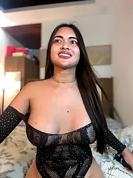 Bombshell_AshyのStripchatで最高のライブ配信