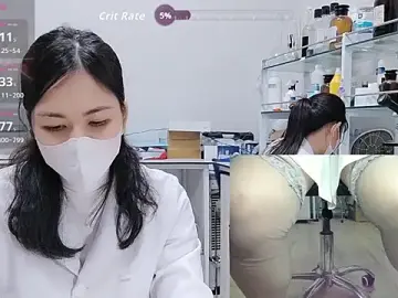 Kathylove_2023のStripchatで人気のアダルト配信