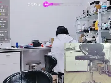 Kathylove_2023のStripchatでライブセックス映像