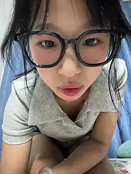 jingjing005のStripchatでアダルトビデオチャット