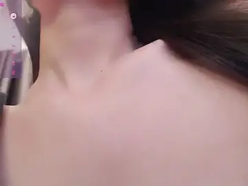 stella_lolioのStripchatで無料ライブポルノ