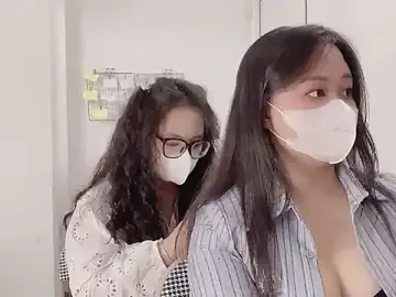 Bamboo_SwetieのStripchatでライブセックス映像