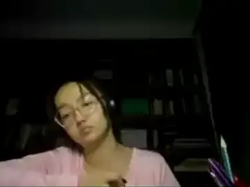 LinaClousのStripchatで最高のライブ配信