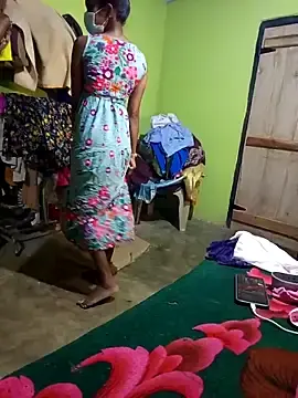 BabyHansiのStripchatでアダルトカメラ配信