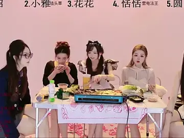 TNT-SisterのStripchatで人気のアダルト配信