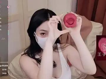 nayomi_34fのStripchatでプライベートチャット