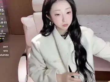 Xiner1177のStripchatで今すぐ視聴可能なセックスカム