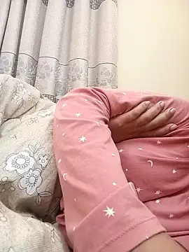 CloudyMistのStripchatでライブチャット