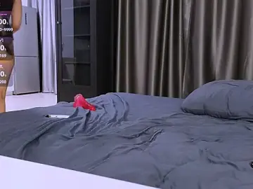 Kaia_Sunshine_MiaのStripchatでセックスチャット