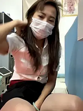 Cherry520のStripchatでアダルトカメラ配信