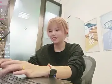 KKMM168のStripchatで人気のアダルト配信