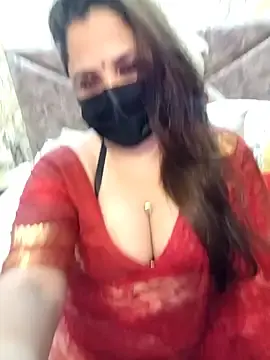 Jiya22のStripchatでプライベートチャット