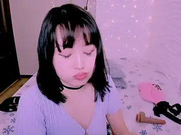 Akiko_YunのStripchatで無料ポルノカメラ