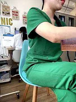 Clinic_SexyのStripchatで最高のライブ配信