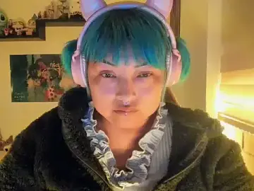 Shaddycute_のStripchatでヌードカメラ