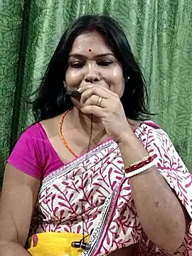 yoursweety09のStripchatでセックスチャット