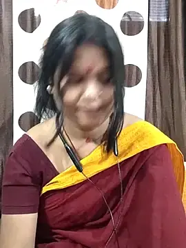 yoursweety09のStripchatでライブポルノ配信